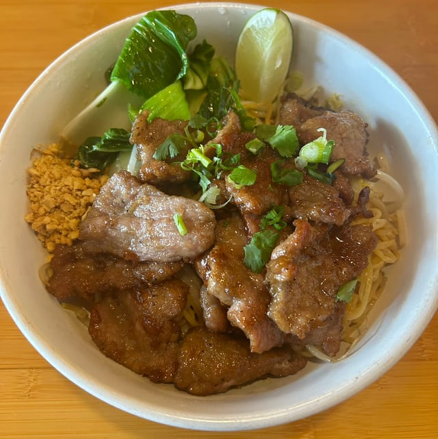 Thai Juicy Noodle.